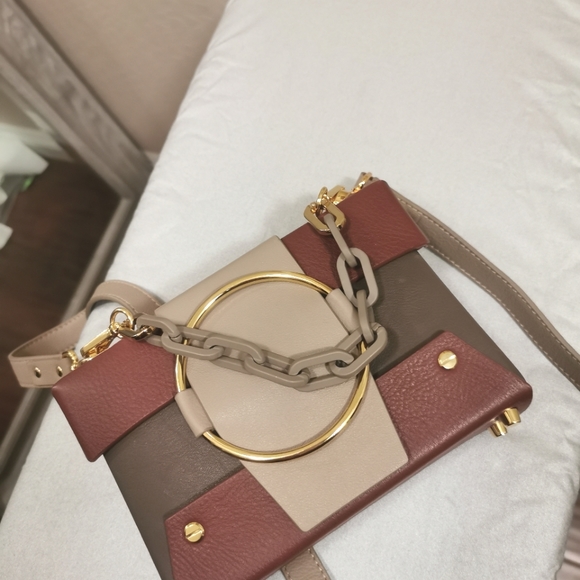 YUZEFI ASHER SMALL COLOR-BLOCK TEXTURED-LEATHER - Picture 4 of 6